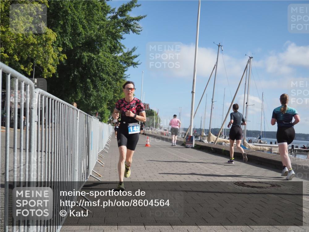 17.08.2025 - KN Förde Triathlon 2025 KatJ http://msf.ph/oto/8604564 17.08.2025 10:27:45 Laufen 143 meine-sportfotos.de