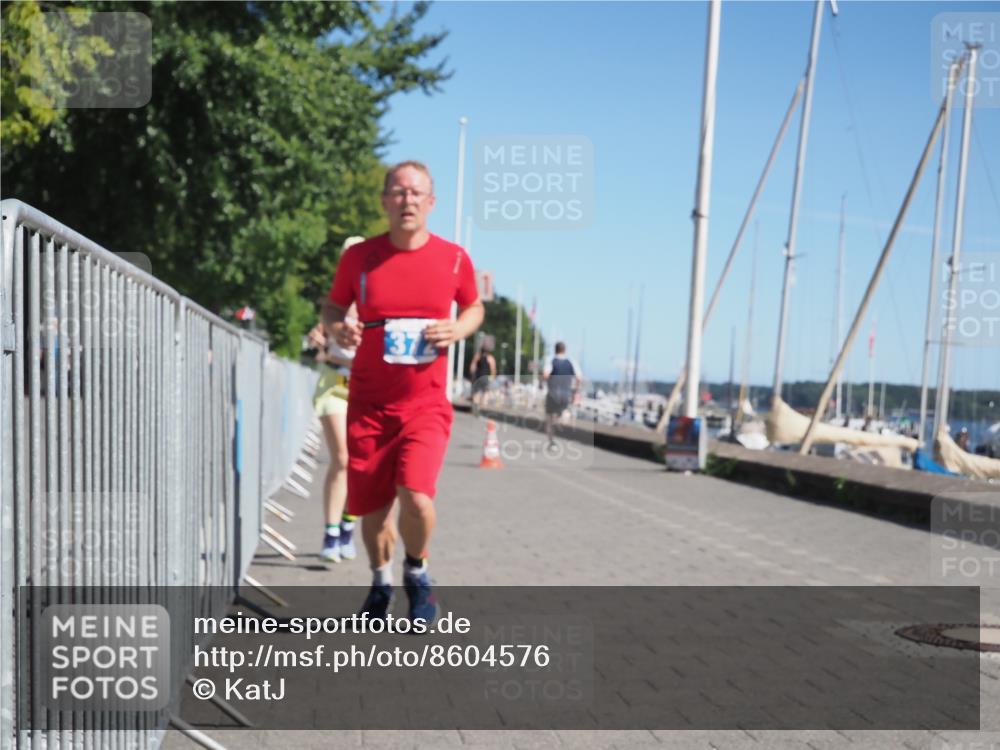 17.08.2025 - KN Förde Triathlon 2025 KatJ http://msf.ph/oto/8604576 17.08.2025 11:57:49 Laufen 372, 610, 624, 630 meine-sportfotos.de