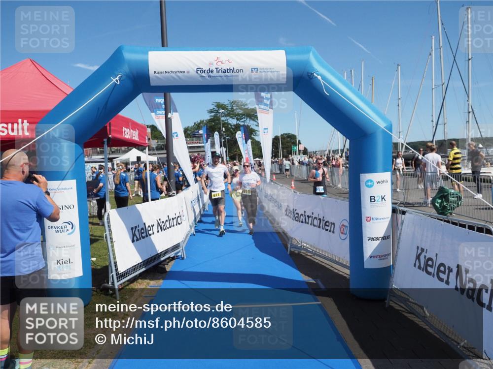 17.08.2025 - KN Förde Triathlon 2025 MichiJ http://msf.ph/oto/8604585 17.08.2025 12:21:22 Laufen 611, 630 meine-sportfotos.de