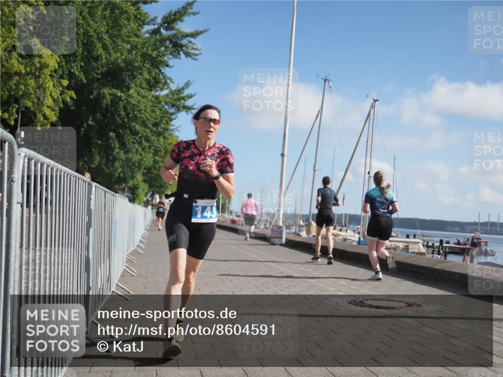 17.08.2025 - KN Förde Triathlon 2025 KatJ http://msf.ph/oto/8604591 17.08.2025 10:27:46 Laufen 143 meine-sportfotos.de