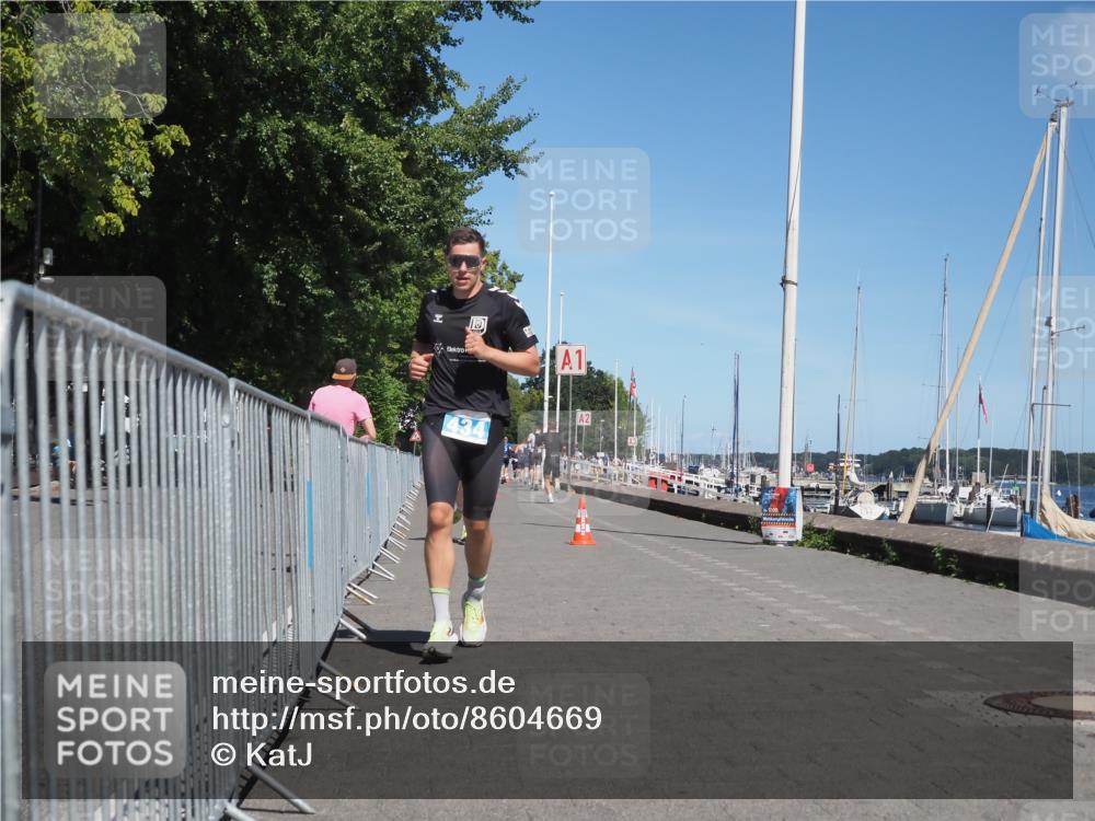17.08.2025 - KN Förde Triathlon 2025 KatJ http://msf.ph/oto/8604669 17.08.2025 13:47:42 Laufen 434, 450 meine-sportfotos.de