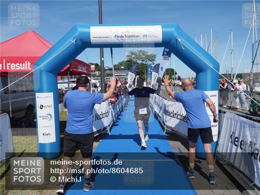 17.08.2025 - KN Förde Triathlon 2025 MichiJ http://msf.ph/oto/8604685 17.08.2025 14:22:01 Laufen 515 meine-sportfotos.de