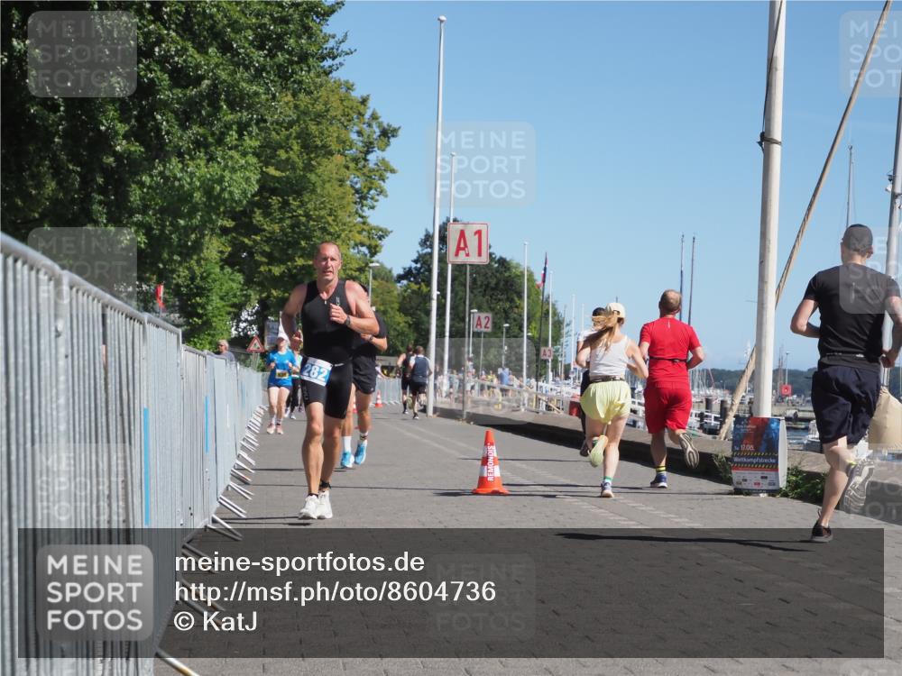17.08.2025 - KN Förde Triathlon 2025 KatJ http://msf.ph/oto/8604736 17.08.2025 11:57:58 Laufen 282, 604 meine-sportfotos.de