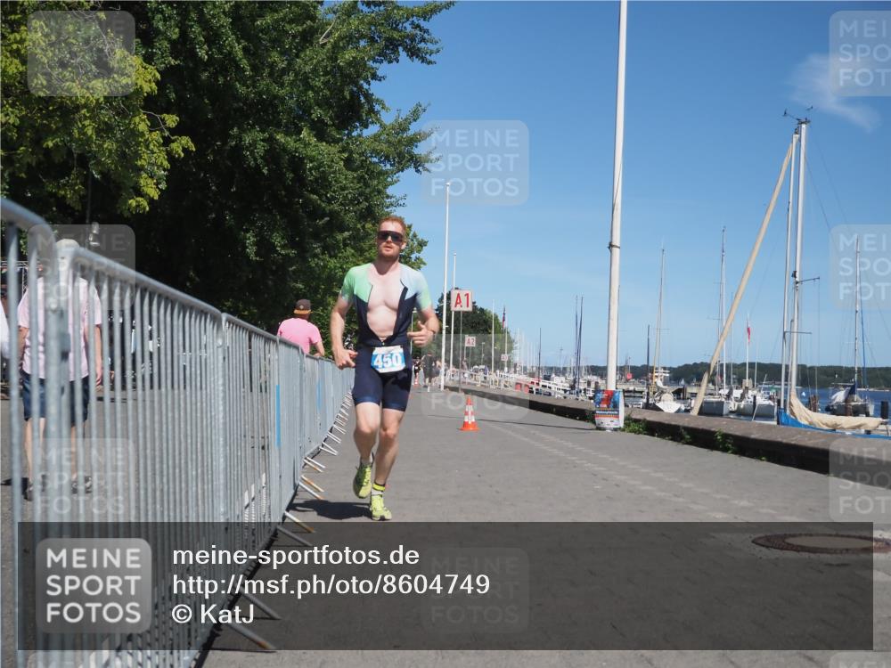 17.08.2025 - KN Förde Triathlon 2025 KatJ http://msf.ph/oto/8604749 17.08.2025 13:47:46 Laufen 434, 450 meine-sportfotos.de