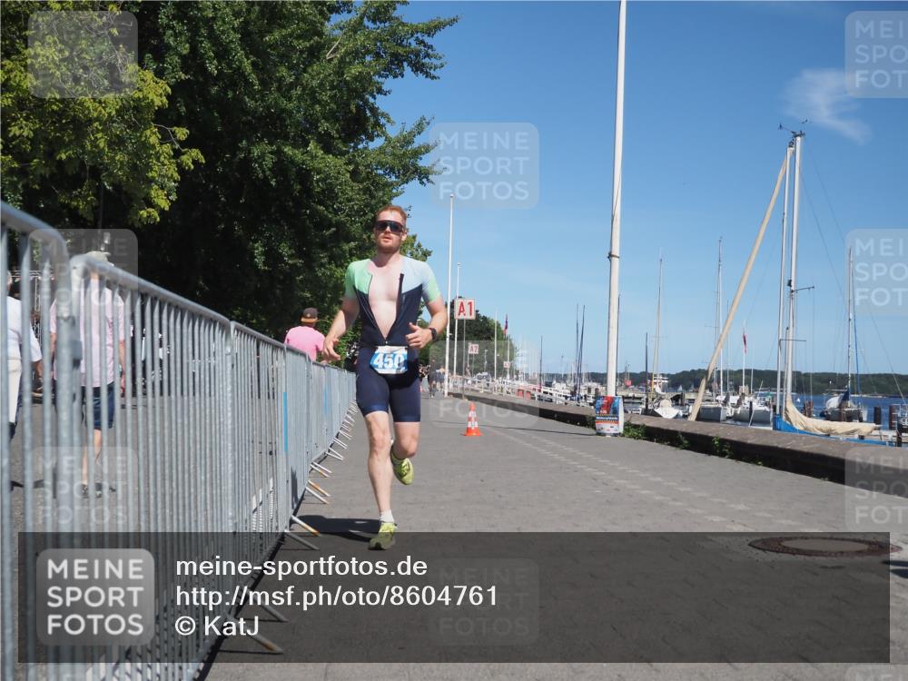 17.08.2025 - KN Förde Triathlon 2025 KatJ http://msf.ph/oto/8604761 17.08.2025 13:47:46 Laufen 434, 450 meine-sportfotos.de