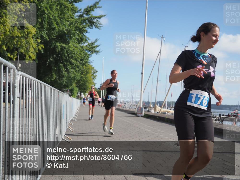 17.08.2025 - KN Förde Triathlon 2025 KatJ http://msf.ph/oto/8604766 17.08.2025 10:28:00 Laufen 176, 189, 208, 237 meine-sportfotos.de