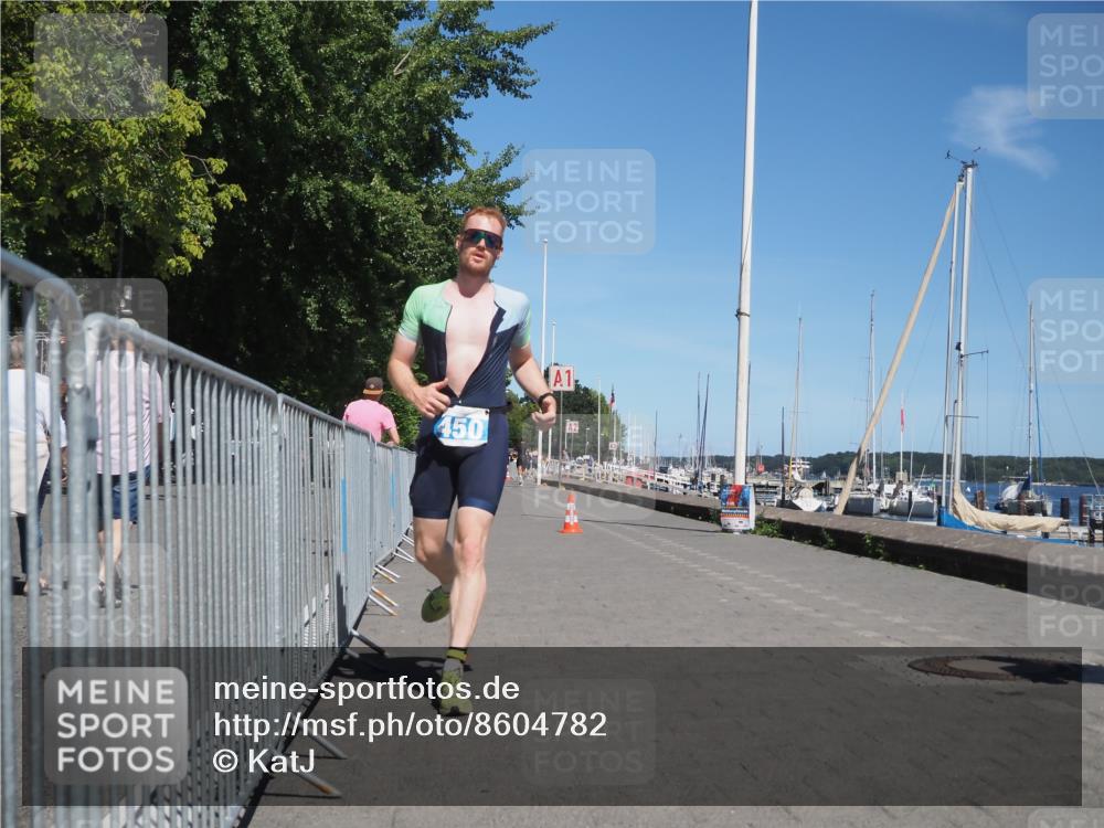 17.08.2025 - KN Förde Triathlon 2025 KatJ http://msf.ph/oto/8604782 17.08.2025 13:47:46 Laufen 434, 450 meine-sportfotos.de