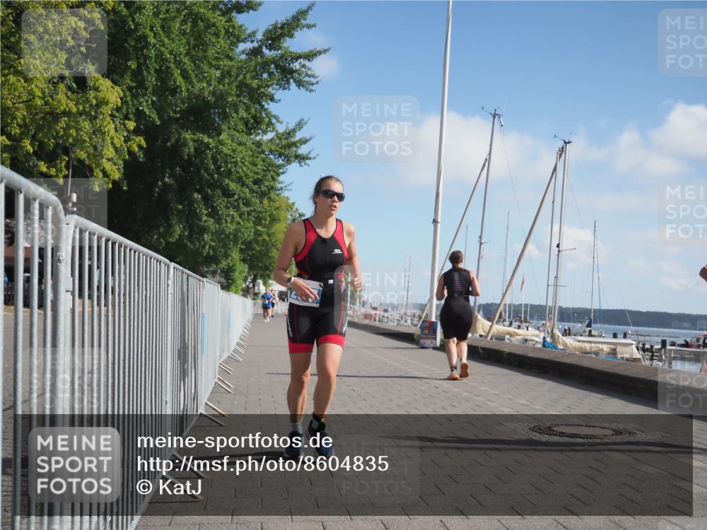 17.08.2025 - KN Förde Triathlon 2025 KatJ http://msf.ph/oto/8604835 17.08.2025 10:28:03 Laufen 176, 189, 237 meine-sportfotos.de
