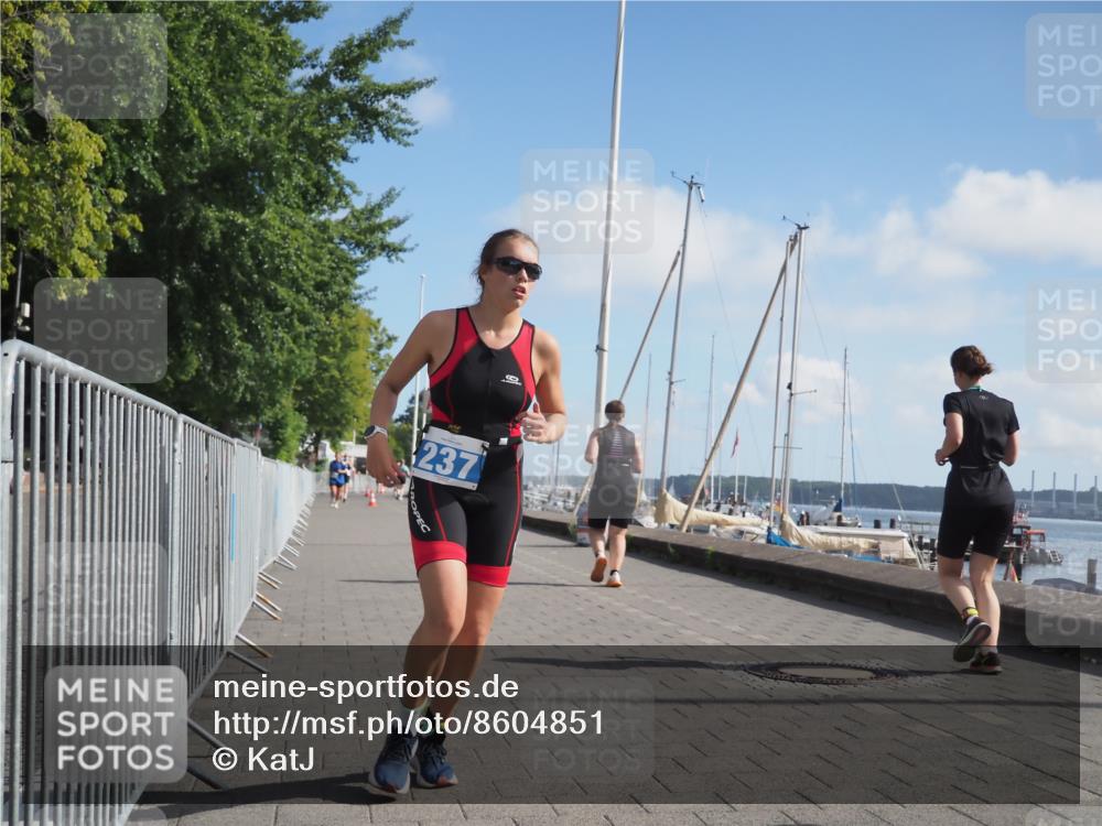 17.08.2025 - KN Förde Triathlon 2025 KatJ http://msf.ph/oto/8604851 17.08.2025 10:28:04 Laufen 189, 237 meine-sportfotos.de