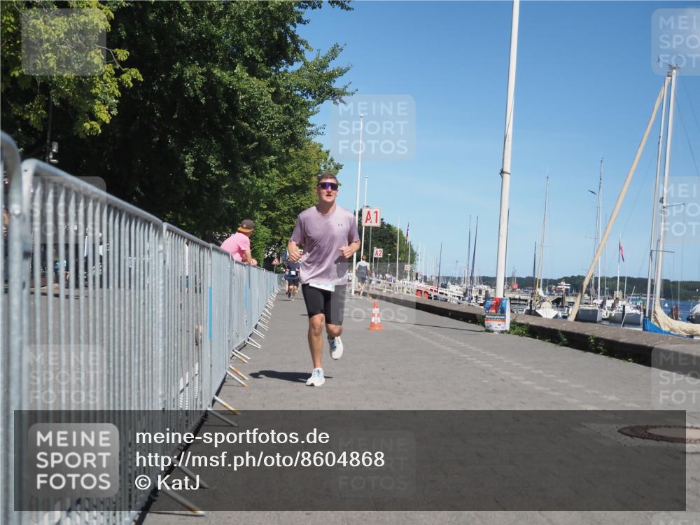 17.08.2025 - KN Förde Triathlon 2025 KatJ http://msf.ph/oto/8604868 17.08.2025 13:48:03 Laufen 458, 501, 504 meine-sportfotos.de