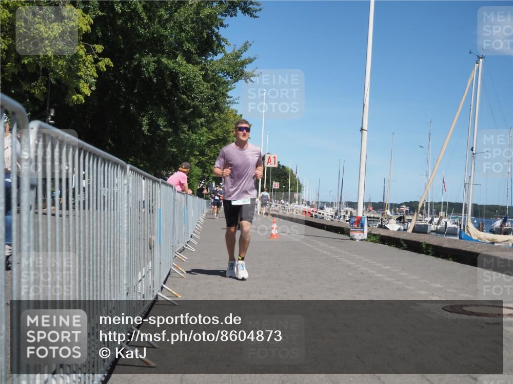 17.08.2025 - KN Förde Triathlon 2025 KatJ http://msf.ph/oto/8604873 17.08.2025 13:48:03 Laufen 458, 501, 504 meine-sportfotos.de