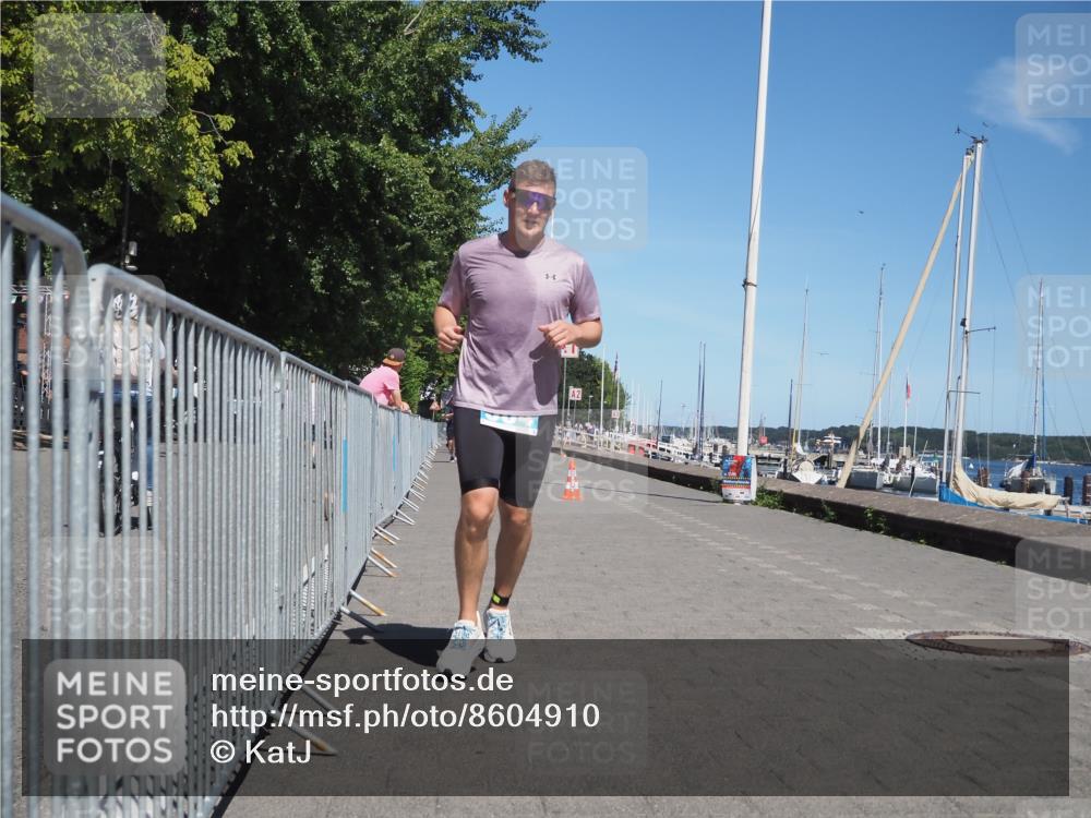 17.08.2025 - KN Förde Triathlon 2025 KatJ http://msf.ph/oto/8604910 17.08.2025 13:48:04 Laufen 458, 501, 504 meine-sportfotos.de