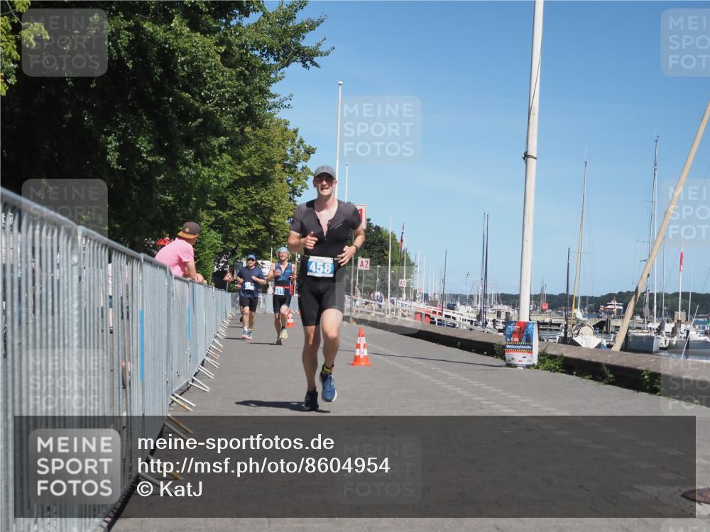 17.08.2025 - KN Förde Triathlon 2025 KatJ http://msf.ph/oto/8604954 17.08.2025 13:48:07 Laufen 458, 501, 504 meine-sportfotos.de
