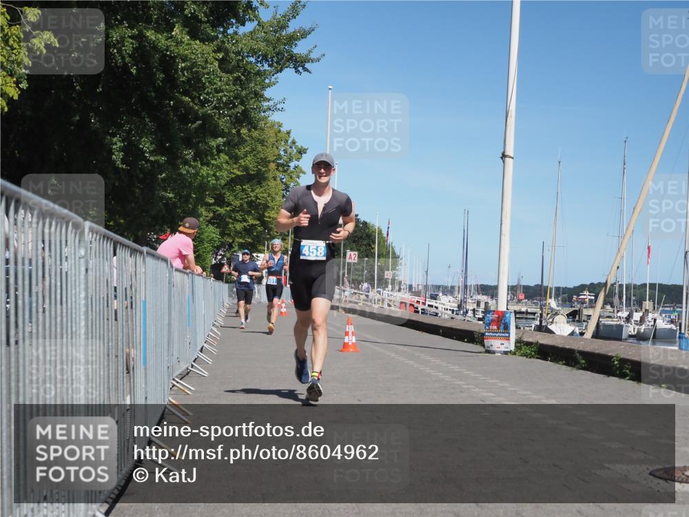 17.08.2025 - KN Förde Triathlon 2025 KatJ http://msf.ph/oto/8604962 17.08.2025 13:48:07 Laufen 458, 501, 504 meine-sportfotos.de