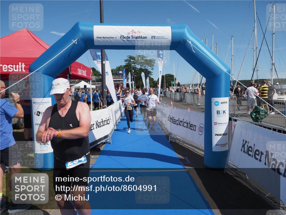 17.08.2025 - KN Förde Triathlon 2025 MichiJ http://msf.ph/oto/8604991 17.08.2025 12:21:42 Laufen 294, 353, 610 meine-sportfotos.de