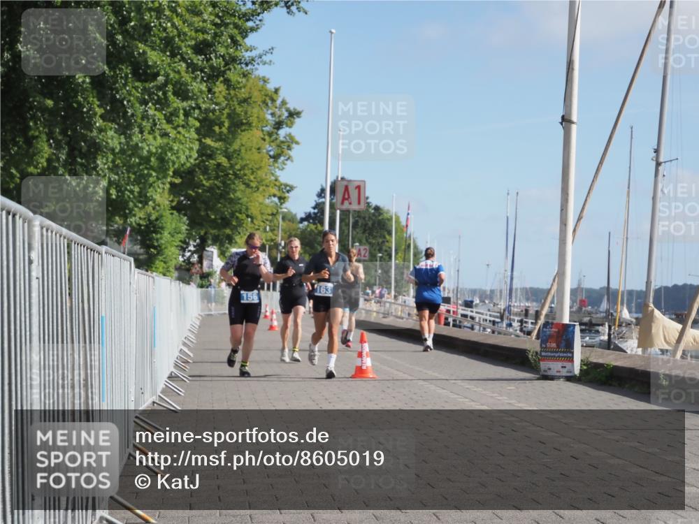 17.08.2025 - KN Förde Triathlon 2025 KatJ http://msf.ph/oto/8605019 17.08.2025 10:28:32 Laufen 144, 156, 163 meine-sportfotos.de