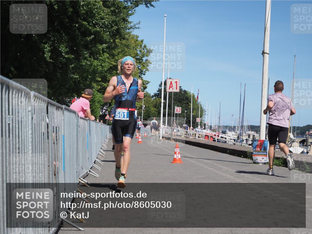 17.08.2025 - KN Förde Triathlon 2025 KatJ http://msf.ph/oto/8605030 17.08.2025 13:48:11 Laufen 436, 458, 501, 522, 541 meine-sportfotos.de