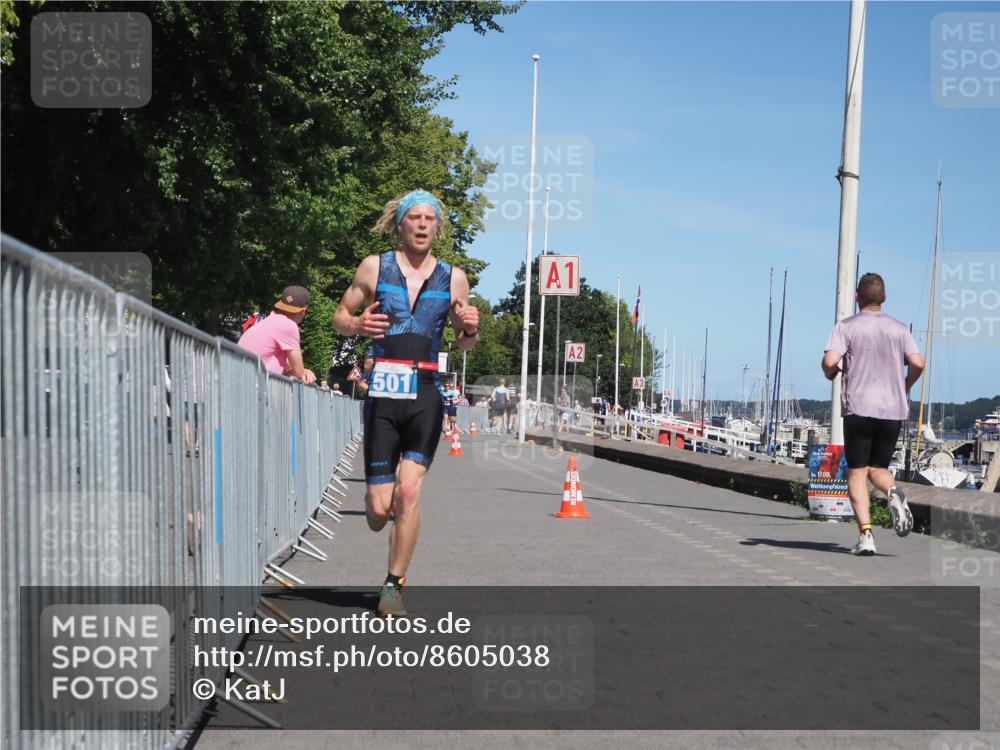 17.08.2025 - KN Förde Triathlon 2025 KatJ http://msf.ph/oto/8605038 17.08.2025 13:48:11 Laufen 436, 458, 501, 522, 541 meine-sportfotos.de