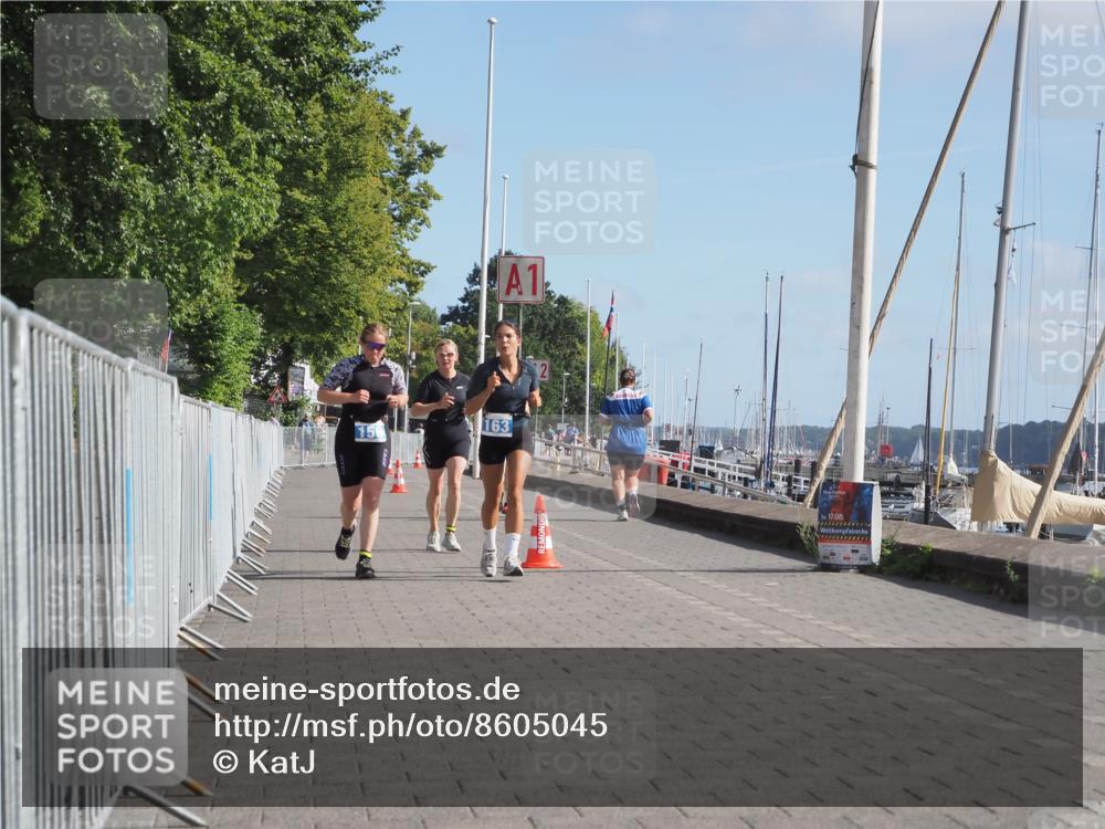 17.08.2025 - KN Förde Triathlon 2025 KatJ http://msf.ph/oto/8605045 17.08.2025 10:28:33 Laufen 144, 156, 163 meine-sportfotos.de