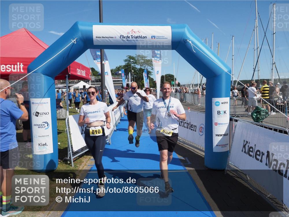17.08.2025 - KN Förde Triathlon 2025 MichiJ http://msf.ph/oto/8605066 17.08.2025 12:21:44 Laufen 294, 353, 610 meine-sportfotos.de