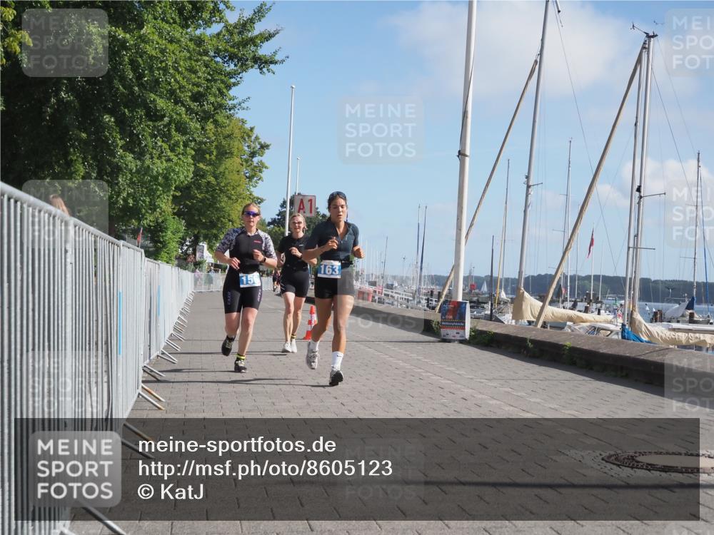 17.08.2025 - KN Förde Triathlon 2025 KatJ http://msf.ph/oto/8605123 17.08.2025 10:28:35 Laufen 144, 156, 163 meine-sportfotos.de