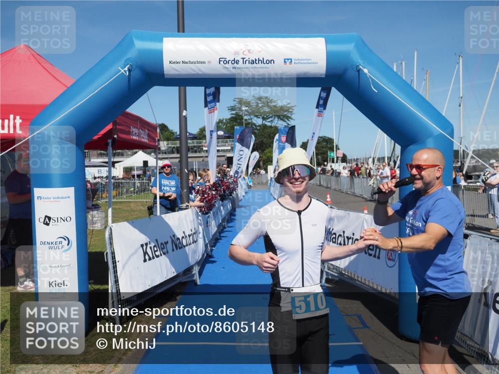 17.08.2025 - KN Förde Triathlon 2025 MichiJ http://msf.ph/oto/8605148 17.08.2025 14:23:27 Laufen 510 meine-sportfotos.de