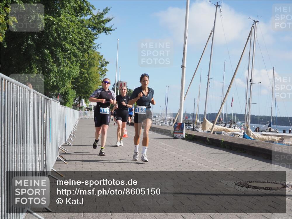 17.08.2025 - KN Förde Triathlon 2025 KatJ http://msf.ph/oto/8605150 17.08.2025 10:28:36 Laufen 144, 156, 163 meine-sportfotos.de