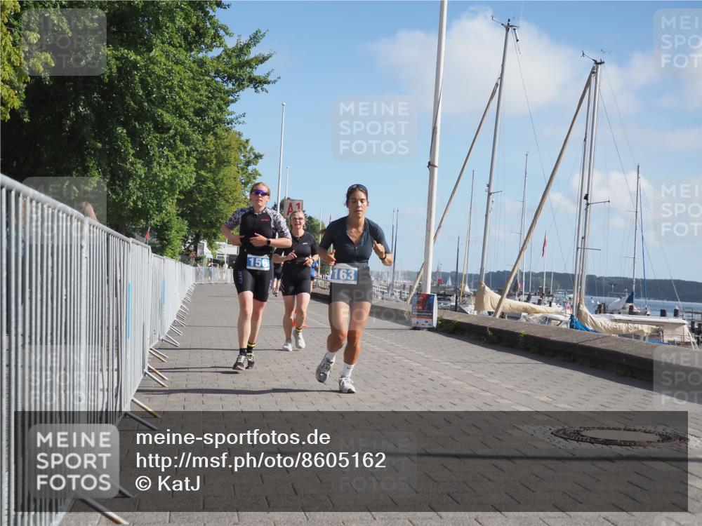 17.08.2025 - KN Förde Triathlon 2025 KatJ http://msf.ph/oto/8605162 17.08.2025 10:28:36 Laufen 144, 156, 163 meine-sportfotos.de