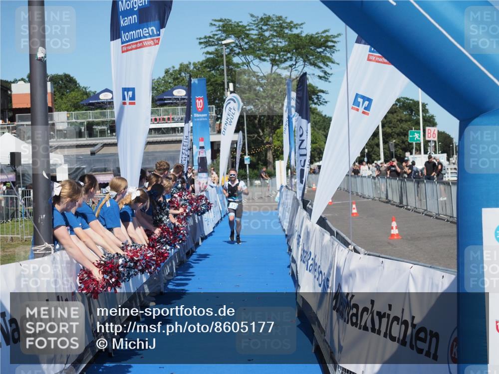 17.08.2025 - KN Förde Triathlon 2025 MichiJ http://msf.ph/oto/8605177 17.08.2025 14:24:09 Laufen  meine-sportfotos.de