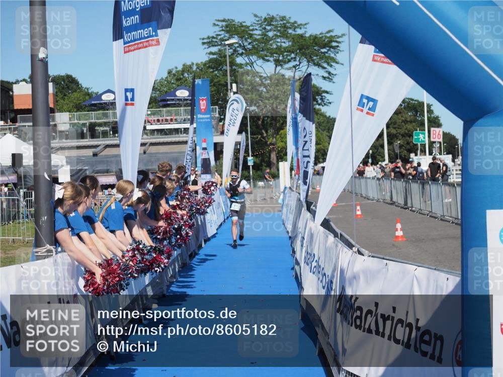 17.08.2025 - KN Förde Triathlon 2025 MichiJ http://msf.ph/oto/8605182 17.08.2025 14:24:10 Laufen  meine-sportfotos.de