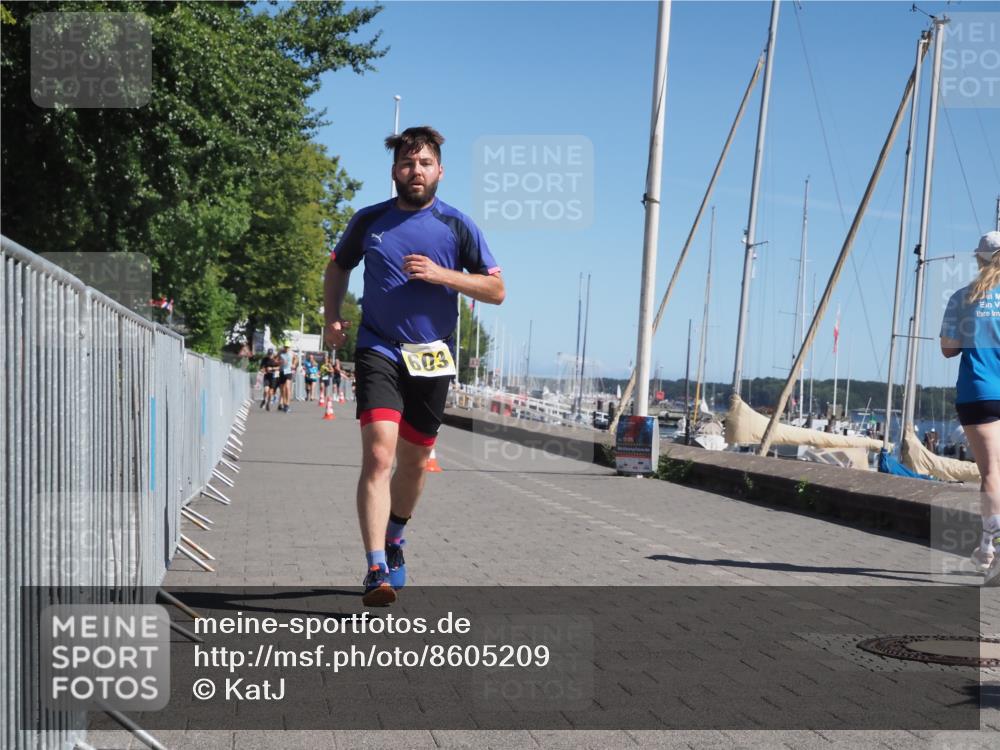 17.08.2025 - KN Förde Triathlon 2025 KatJ http://msf.ph/oto/8605209 17.08.2025 11:58:17 Laufen 603, 627 meine-sportfotos.de
