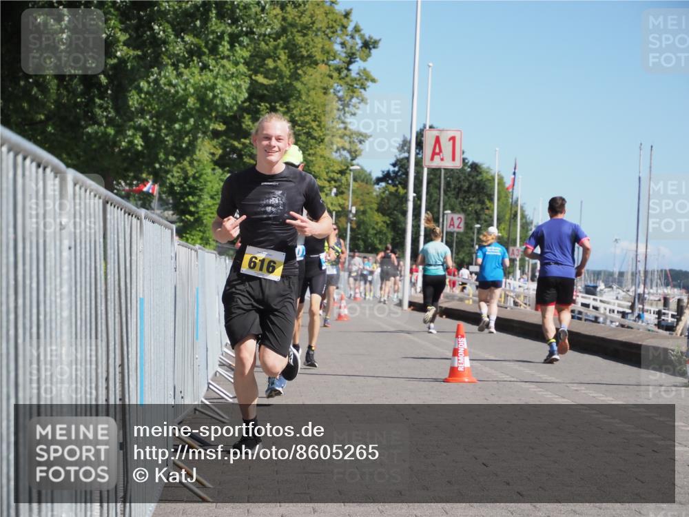 17.08.2025 - KN Förde Triathlon 2025 KatJ http://msf.ph/oto/8605265 17.08.2025 11:58:28 Laufen 340, 354, 616 meine-sportfotos.de