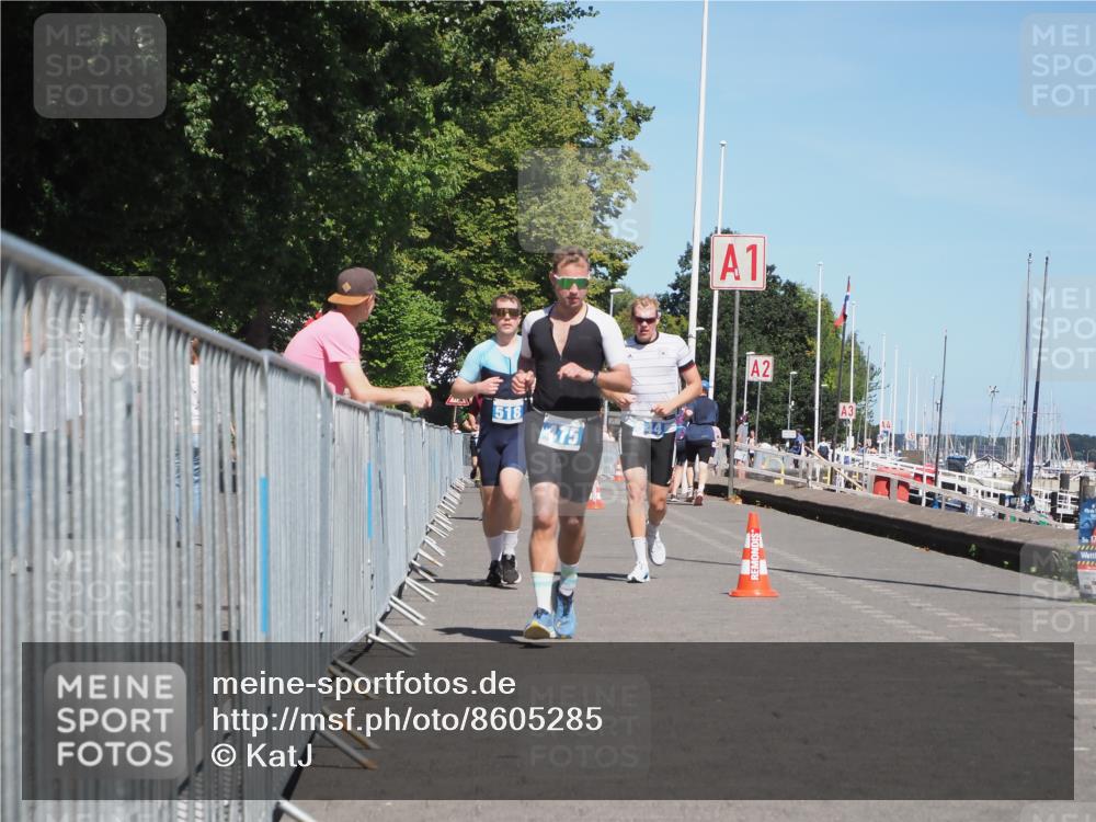 17.08.2025 - KN Förde Triathlon 2025 KatJ http://msf.ph/oto/8605285 17.08.2025 13:48:36 Laufen 475, 518, 544 meine-sportfotos.de
