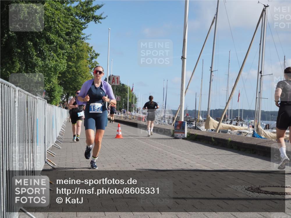 17.08.2025 - KN Förde Triathlon 2025 KatJ http://msf.ph/oto/8605331 17.08.2025 10:29:40 Laufen 160, 192, 194 meine-sportfotos.de