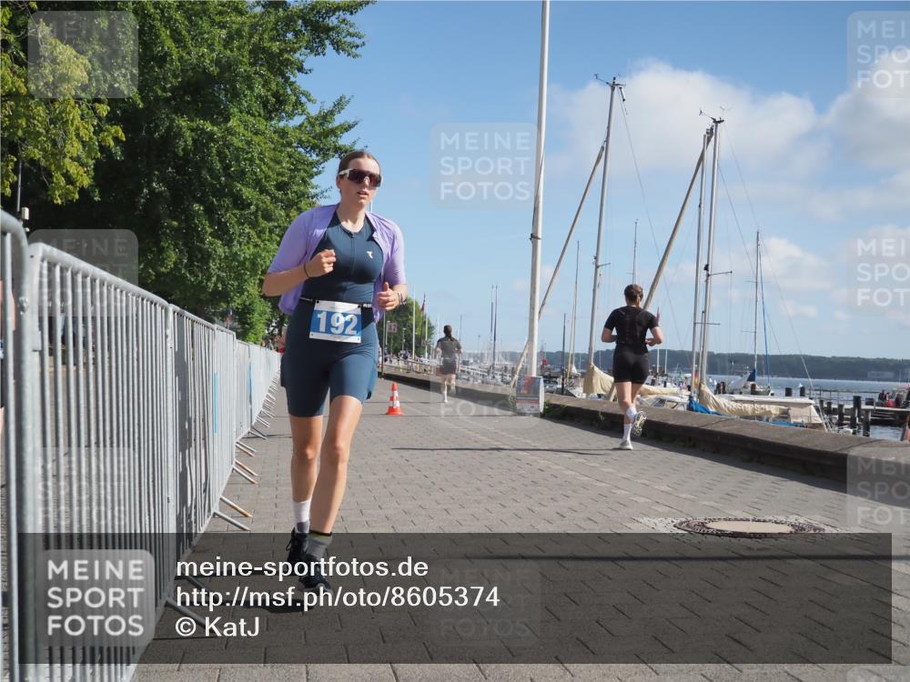 17.08.2025 - KN Förde Triathlon 2025 KatJ http://msf.ph/oto/8605374 17.08.2025 10:29:41 Laufen 160, 192, 194 meine-sportfotos.de
