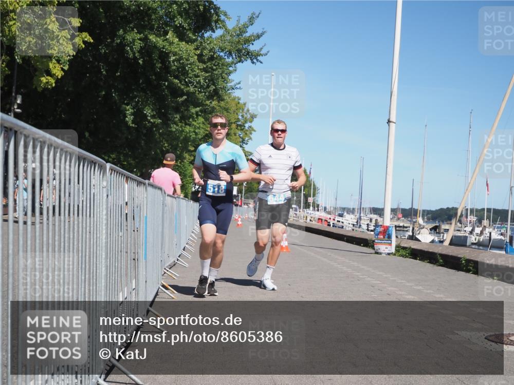 17.08.2025 - KN Förde Triathlon 2025 KatJ http://msf.ph/oto/8605386 17.08.2025 13:48:41 Laufen 475, 518, 523, 544 meine-sportfotos.de