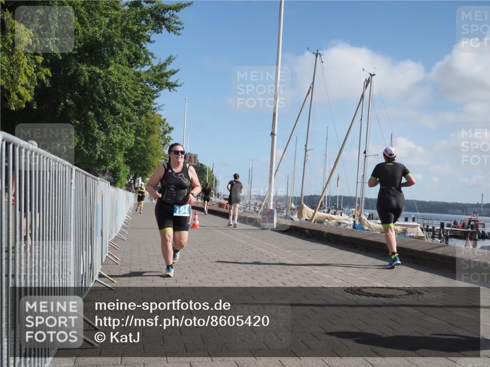 17.08.2025 - KN Förde Triathlon 2025 KatJ http://msf.ph/oto/8605420 17.08.2025 10:29:44 Laufen 192, 194 meine-sportfotos.de