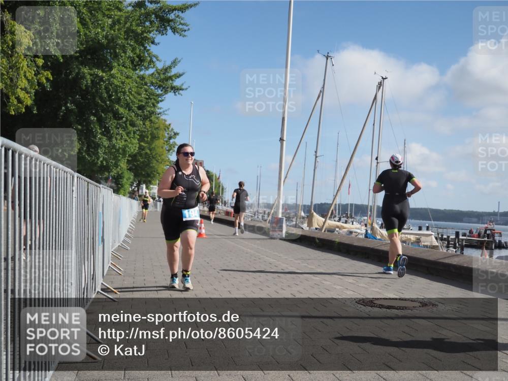17.08.2025 - KN Förde Triathlon 2025 KatJ http://msf.ph/oto/8605424 17.08.2025 10:29:44 Laufen 192, 194 meine-sportfotos.de