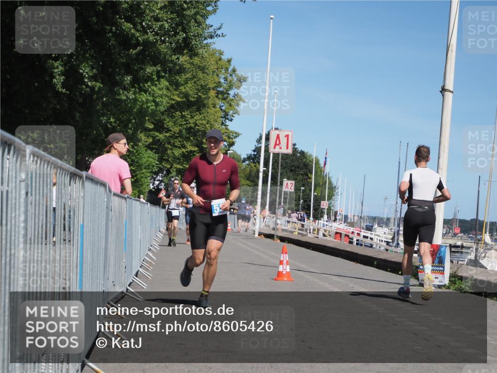 17.08.2025 - KN Förde Triathlon 2025 KatJ http://msf.ph/oto/8605426 17.08.2025 13:48:45 Laufen 518, 523, 544 meine-sportfotos.de