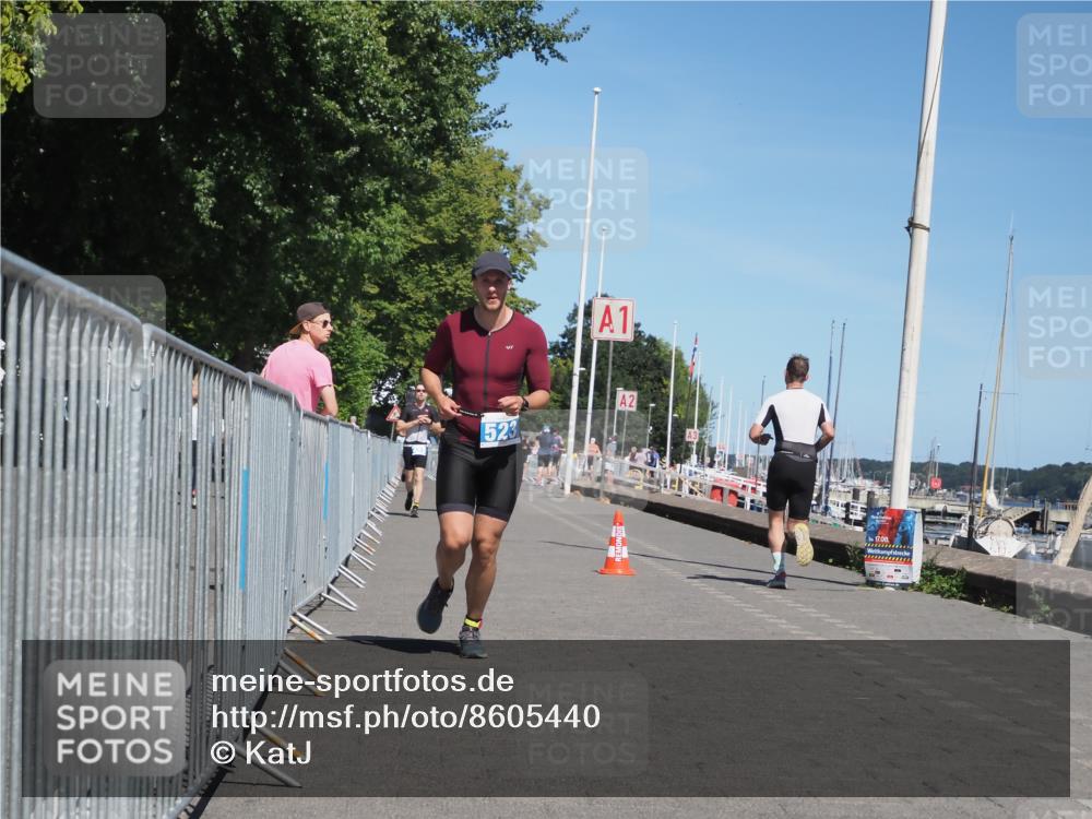 17.08.2025 - KN Förde Triathlon 2025 KatJ http://msf.ph/oto/8605440 17.08.2025 13:48:46 Laufen 518, 523, 544 meine-sportfotos.de