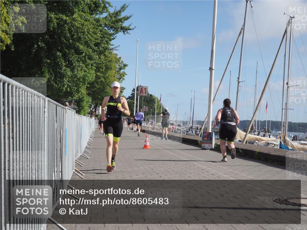 17.08.2025 - KN Förde Triathlon 2025 KatJ http://msf.ph/oto/8605483 17.08.2025 10:29:54 Laufen 201, 205 meine-sportfotos.de