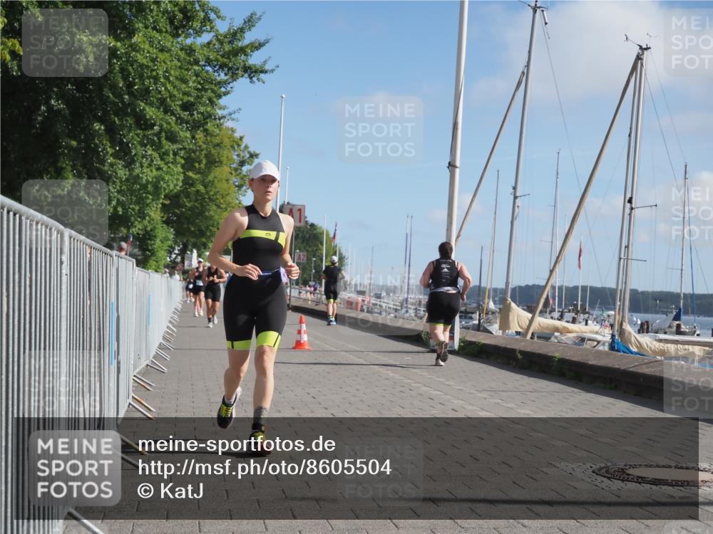 17.08.2025 - KN Förde Triathlon 2025 KatJ http://msf.ph/oto/8605504 17.08.2025 10:29:55 Laufen 201, 205 meine-sportfotos.de