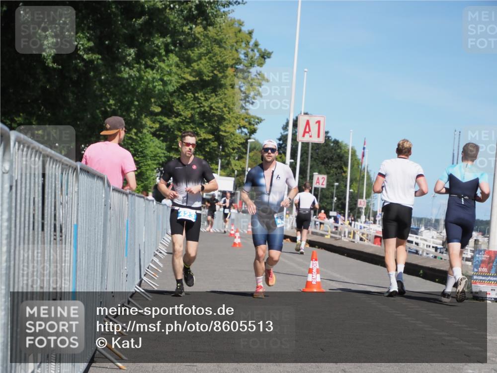 17.08.2025 - KN Förde Triathlon 2025 KatJ http://msf.ph/oto/8605513 17.08.2025 13:48:52 Laufen 423, 437, 523 meine-sportfotos.de