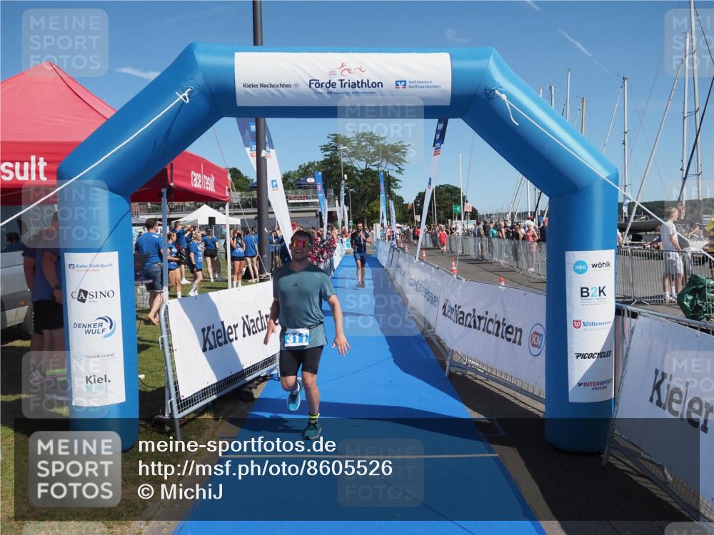 17.08.2025 - KN Förde Triathlon 2025 MichiJ http://msf.ph/oto/8605526 17.08.2025 12:22:06 Laufen 311, 334 meine-sportfotos.de