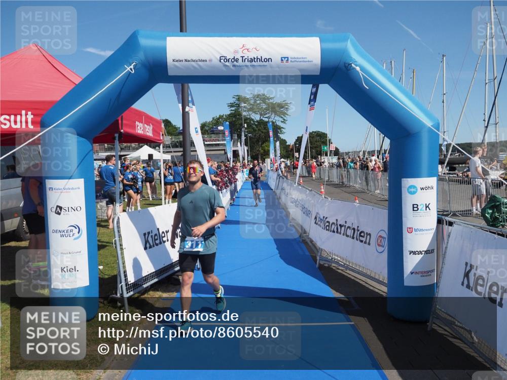 17.08.2025 - KN Förde Triathlon 2025 MichiJ http://msf.ph/oto/8605540 17.08.2025 12:22:06 Laufen 311, 334 meine-sportfotos.de