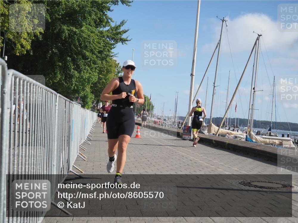17.08.2025 - KN Förde Triathlon 2025 KatJ http://msf.ph/oto/8605570 17.08.2025 10:30:03 Laufen 155, 201, 213 meine-sportfotos.de