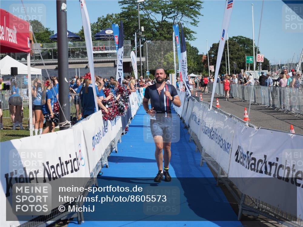17.08.2025 - KN Förde Triathlon 2025 MichiJ http://msf.ph/oto/8605573 17.08.2025 12:22:09 Laufen 311, 334 meine-sportfotos.de