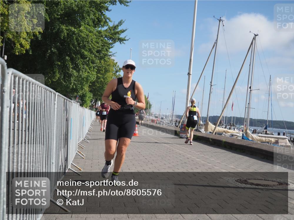 17.08.2025 - KN Förde Triathlon 2025 KatJ http://msf.ph/oto/8605576 17.08.2025 10:30:03 Laufen 155, 201, 213 meine-sportfotos.de
