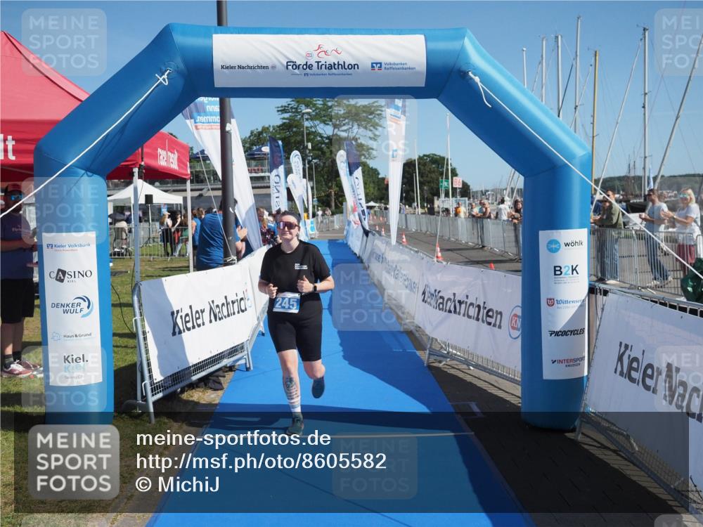 17.08.2025 - KN Förde Triathlon 2025 MichiJ http://msf.ph/oto/8605582 17.08.2025 11:23:17 Laufen 245 meine-sportfotos.de