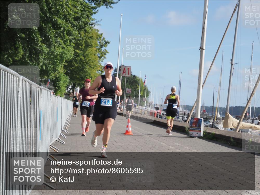 17.08.2025 - KN Förde Triathlon 2025 KatJ http://msf.ph/oto/8605595 17.08.2025 10:30:05 Laufen 155, 201, 213, 220 meine-sportfotos.de